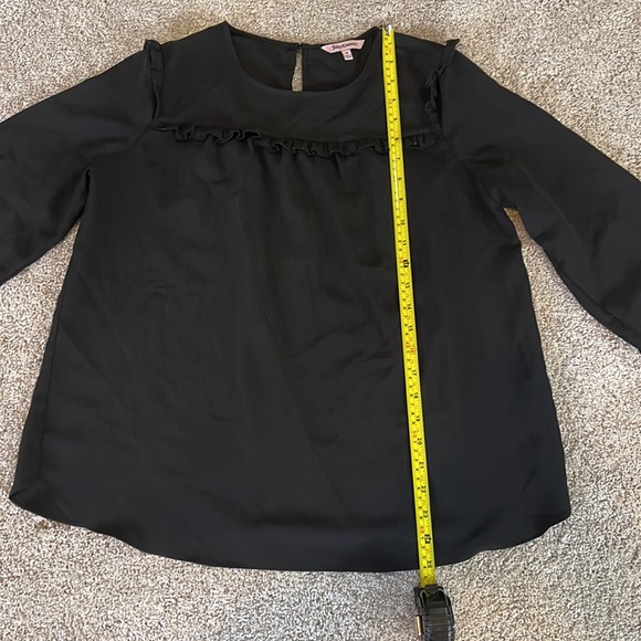 🌟 5/$20 Juicy Couture Black Blouse. M - Picture 8 of 10